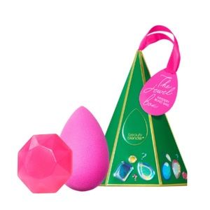 Beauty blender mystery bag